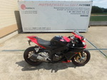     Aprilia RSV4 Factory 2009  8